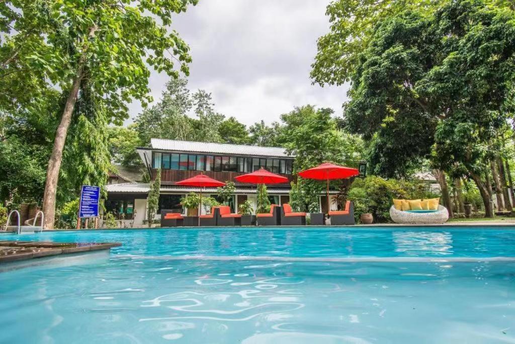 E-Outfitting Doikham Resort Chiang Mai Esterno foto